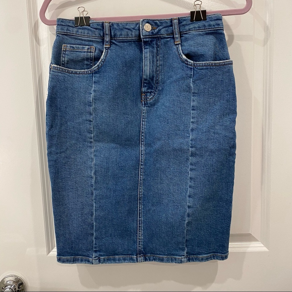 Anthropologie - Denim Pencil Skirt - Size 2